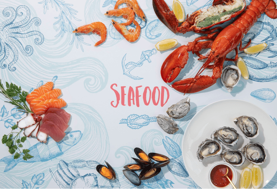 香港萬麗海景酒店Renaissance Hotel Hong Kong_「週末美食狂熱」住宿套餐包含$1,000酒店餐飲消費額，可以選擇到萬麗咖啡室嘆豐盛海鮮自助餐buffet.png