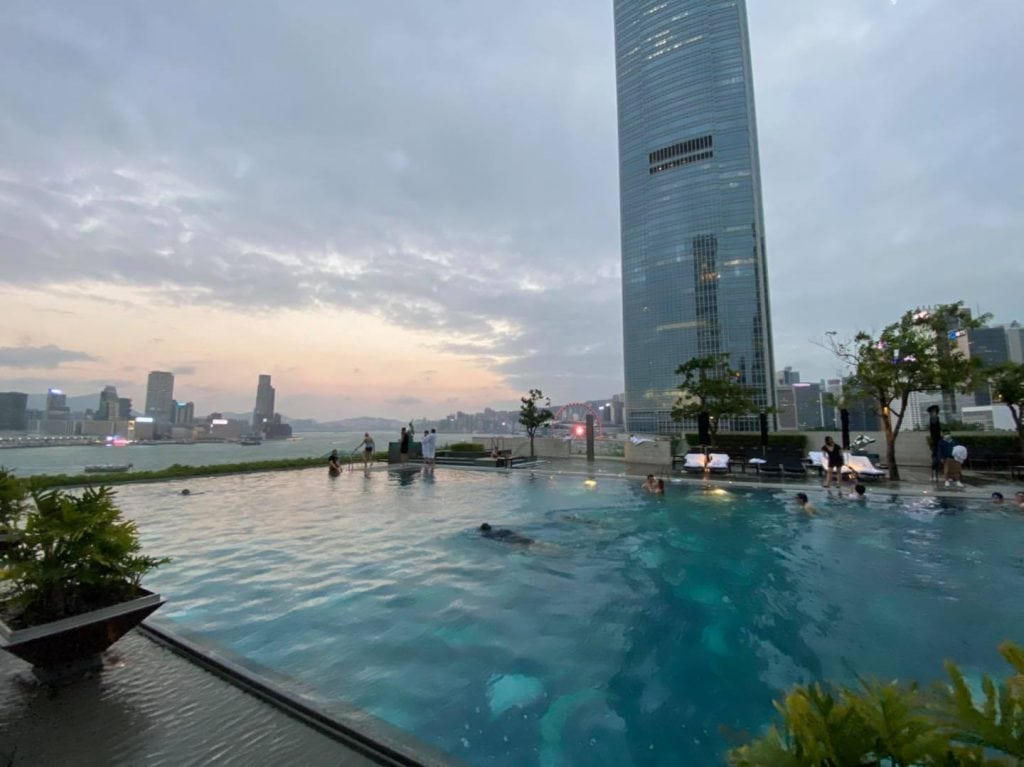 香港四季酒店Four Seasons_泳池swimming pool